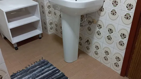 Rooms in Granada - photo 7