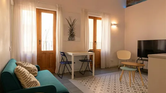 Apartments in Barcelona Ciutat Vella - photo 2