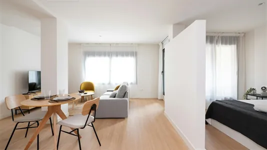 Rooms in Madrid Ciudad Lineal - photo 6