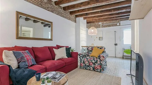 Apartments in Barcelona Ciutat Vella - photo 3
