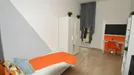 Room for rent, Modena, Emilia-Romagna, &lt;span class=&quot;blurred street&quot; onclick=&quot;ProcessAdRequest(13685820)&quot;&gt;&lt;span class=&quot;hint&quot;&gt;See streetname&lt;/span&gt;[xxxxxxxxxxxxx]&lt;/span&gt;