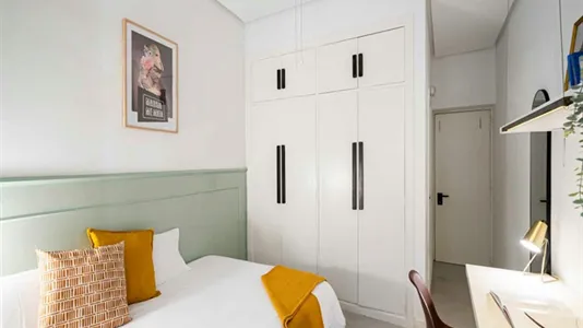 Rooms in Madrid Centro - photo 7