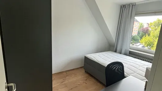 Rooms in Essen - photo 4