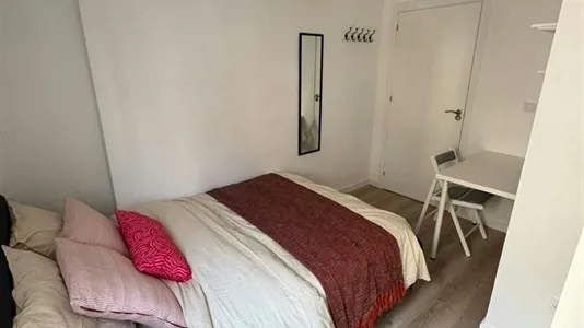 Rooms in Tavernes Blanques - photo 3