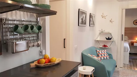 Apartments in Barcelona Ciutat Vella - photo 4