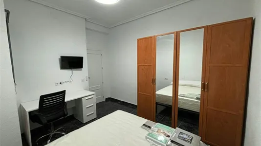 Rooms in Murcia - photo 5