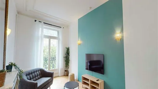 Rooms in Paris 17ème arrondissement - photo 10