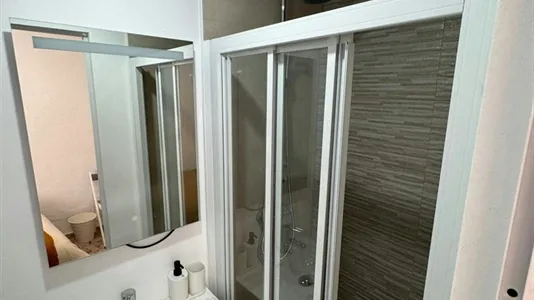 Rooms in Mislata - photo 2