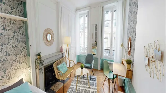 Rooms in Lyon - photo 4