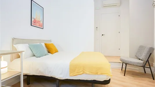 Apartments in Barcelona Ciutat Vella - photo 9