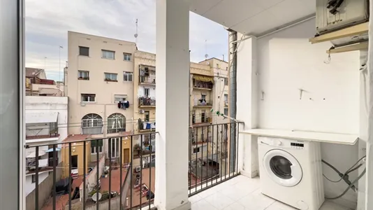 Rooms in Barcelona Sants-Montjuïc - photo 6