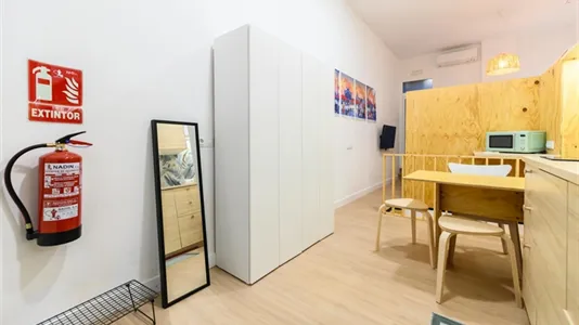 Apartments in Madrid Chamberí - photo 9