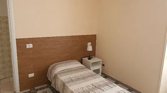 Apartments in Roma Municipio VII – Appio-Latino/Tuscolano/Cinecittà - photo 6