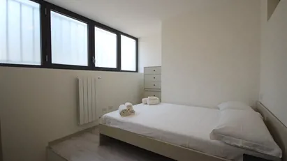 Room for rent in Milano Zona 9 - Porta Garibaldi, Niguarda, Milan