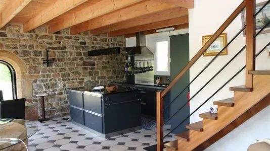 Houses in Châteaulin - photo 5