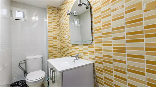 Rooms in el Camí de Vera - photo 8