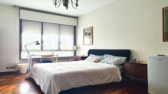 Rooms in Roma Municipio IX – EUR - photo 1