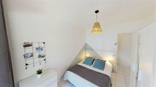 Rooms in Lyon - photo 2