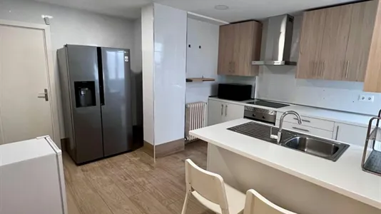 Rooms in Madrid Salamanca - photo 10