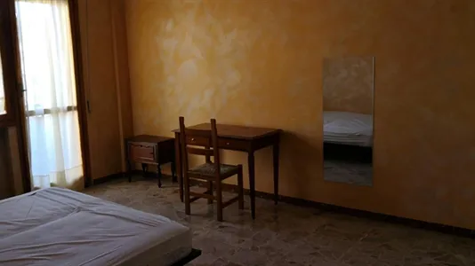 Rooms in Scandicci - photo 2