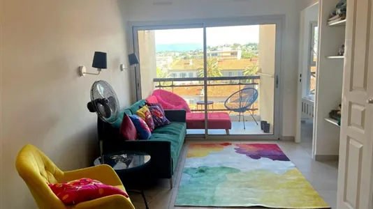 Apartments in Grasse - photo 2