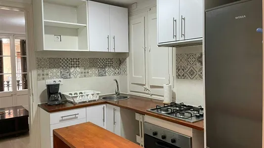 Rooms in Barcelona Gràcia - photo 9