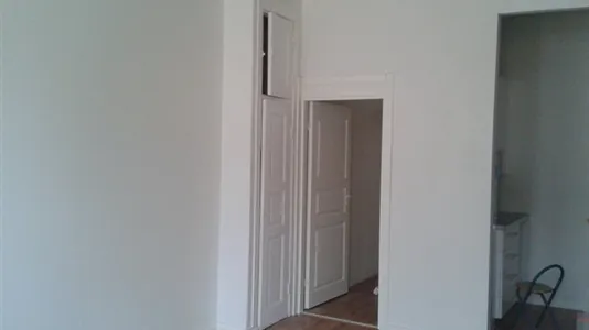 Apartments in Location is not specified - photo 5