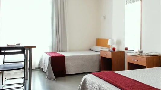 Rooms in Utrera - photo 1