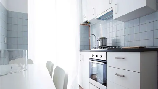 Rooms in Milano Zona 8 - Fiera, Gallaratese, Quarto Oggiaro - photo 4