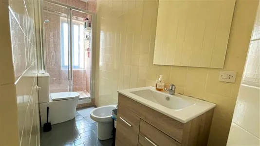 Rooms in Madrid Retiro - photo 4