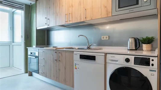 Rooms in Madrid Tetuán - photo 8