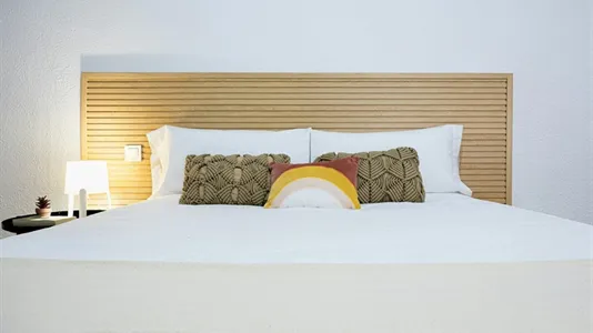 Rooms in Madrid Chamberí - photo 4