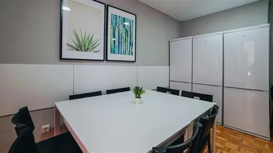 Rooms in Madrid Chamberí - photo 10