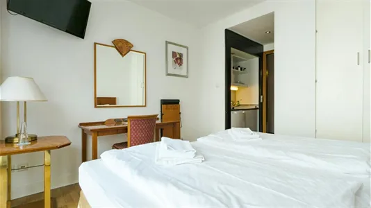 Apartments in Berlin Charlottenburg-Wilmersdorf - photo 7