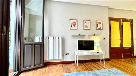 Rooms in Bilbao - photo 10