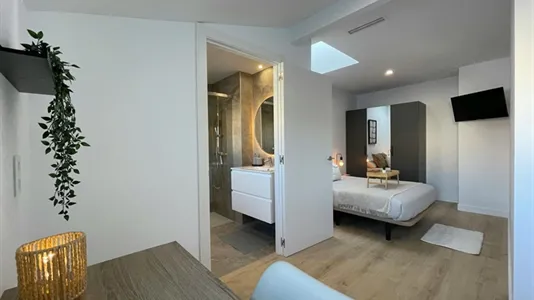 Rooms in El Prat de Llobregat - photo 10