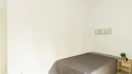 Rooms in Madrid Chamberí - photo 2