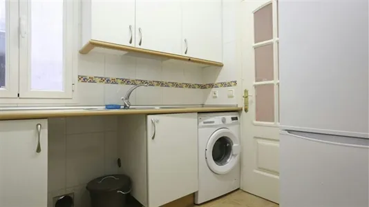 Rooms in Madrid Retiro - photo 6