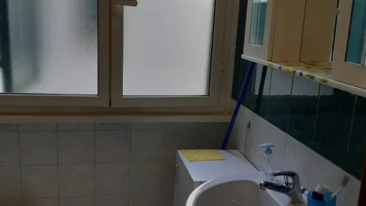 Rooms in Roma Municipio II – Parioli/Nomentano - photo 5