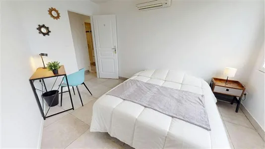 Rooms in Lyon - photo 2