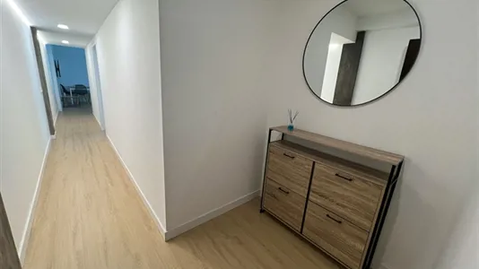 Rooms in Zaragoza - photo 1