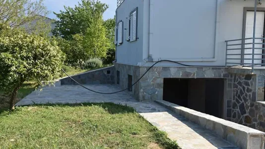 Houses in Aigialeia - photo 4