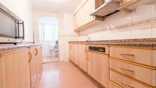 Rooms in Valencia Algirós - photo 9