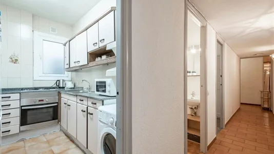 Rooms in Barcelona Eixample - photo 7