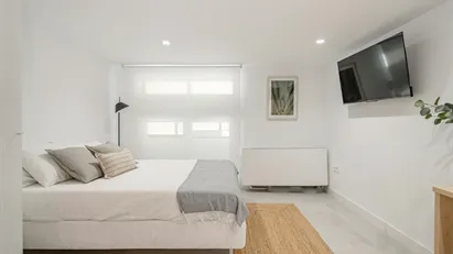 Apartment for rent in Madrid Usera, Madrid
