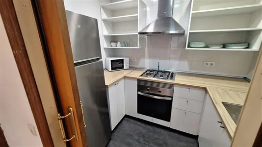 Rooms in Barcelona Gràcia - photo 10