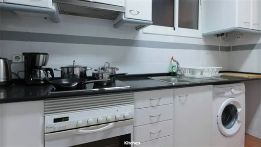 Rooms in Barcelona Eixample - photo 4