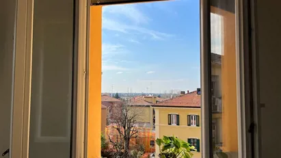 Room for rent in Casalecchio di Reno, Emilia-Romagna