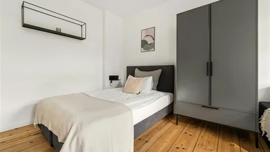 Apartments in Berlin Neukölln - photo 2