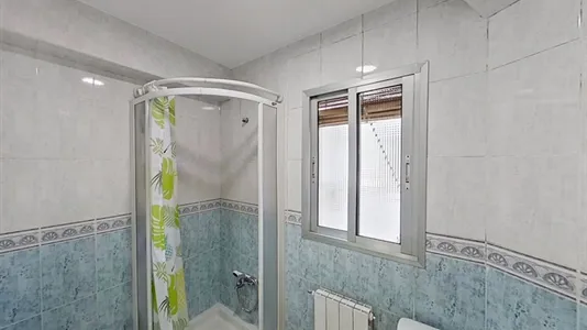 Rooms in Zaragoza - photo 8